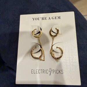 Electric Picks Gold Chain Link Earrings